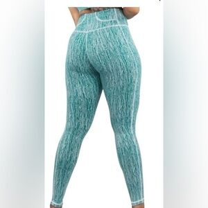 BuffBunny Evolve Jacquard Leggings Women's  Medium Martini Teal White Pattern